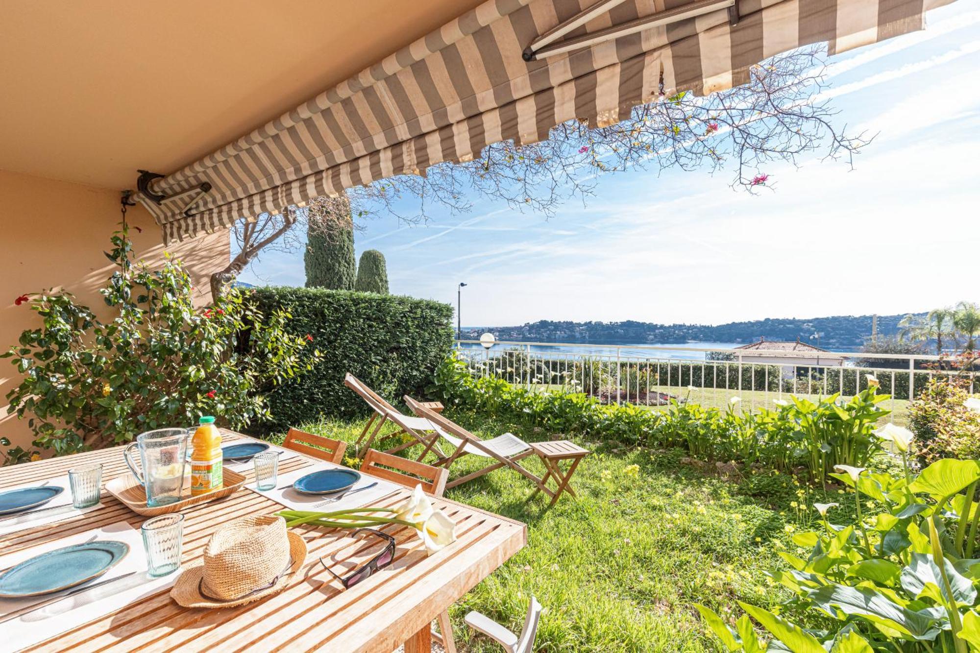 2 Bdr Villefranche-Sur-Mer Sea View Parking And Swimming Pool Exterior photo