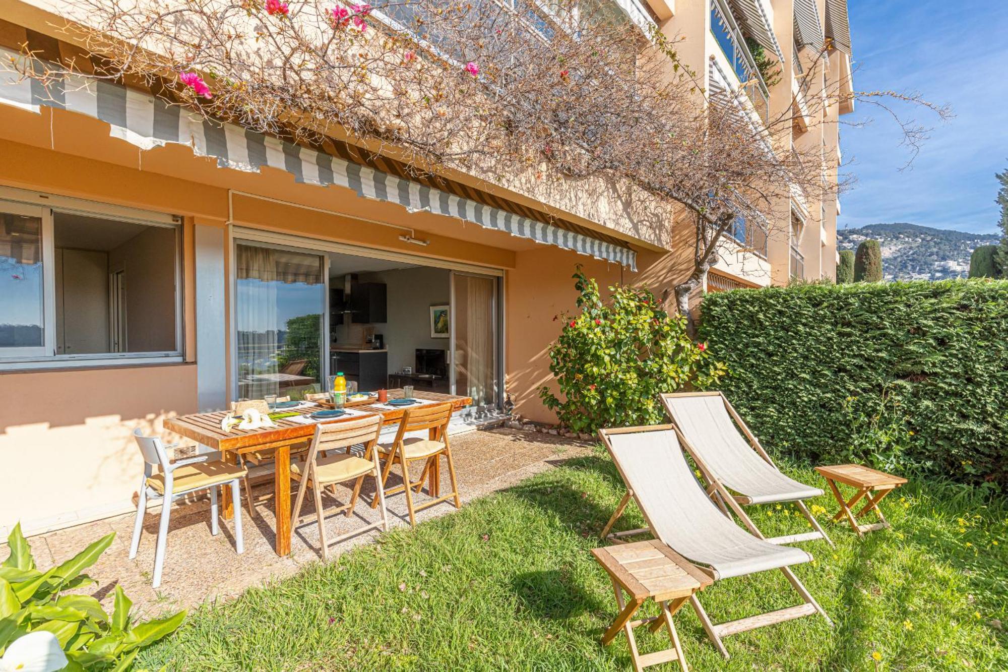 2 Bdr Villefranche-Sur-Mer Sea View Parking And Swimming Pool Exterior photo