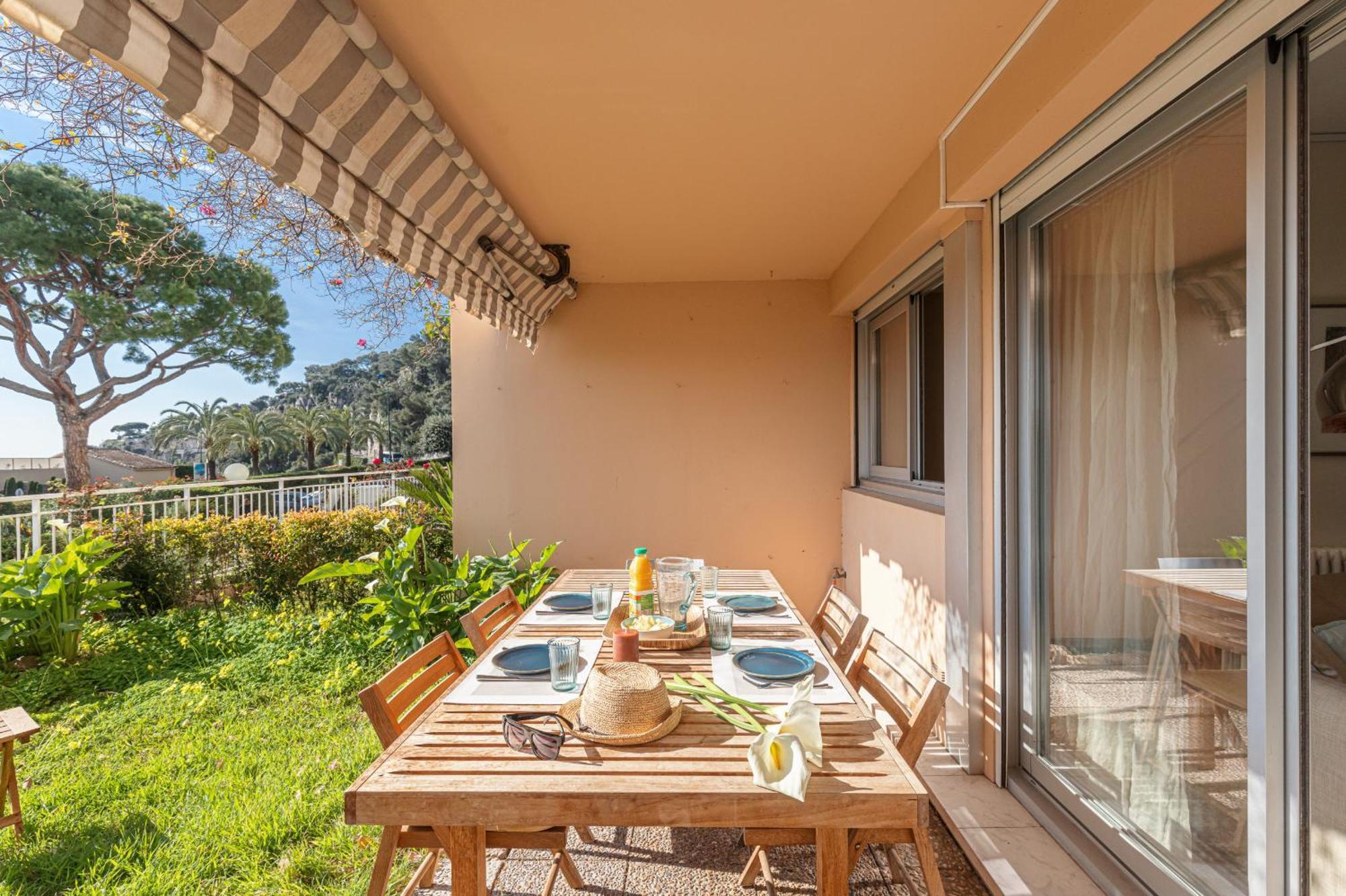 2 Bdr Villefranche-Sur-Mer Sea View Parking And Swimming Pool Exterior photo